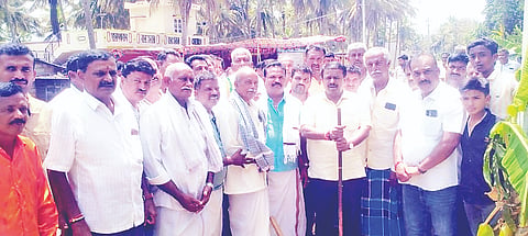 ವಳಗೆರಹಳ್ಳಿ ಗ್ರಾಮದ ವ್ಯಾಪ್ತಿಯ ಬಡಾವಣೆಗಳಿಗೆ ನಿರಂತರ ವಿದ್ಯುತ್ ಸೌಕರ್ಯ ಕಲ್ಪಿಸುವ ಕಾಮಗಾರಿಗೆ ಶಾಸಕ ಸಿ.ಎನ್. ಬಾಲಕೃಷ್ಣ ಭೂಮಿಪೂಜೆ ನೆರವೇರಿಸಿದರು. ವೆಂಕಟೇಶ್, ಪ್ರದೀಪ್, ಜಯರಾಮ್, ಸಾಗರ್ ಗೌಡ, ಮಂಜುನಾಥ್, ಗಿರೀಶ್, ಅಶೋಕ್, ಬೋರೇಗೌಡ,  ಸಂಪತ್ ಕುಮಾರ್ ಇದ್ದರು. 