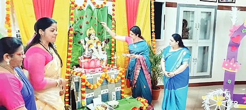 Jss event ಹುಬ್ಬಳ್ಳಿಯ ಜೆಎಸ್ ಎಸ್ ಸ್ಕೂಲ್ ನಲ್ಲಿ ಅಕ್ಷರಭ್ಯಾಸ ಕಾರ್ಯಕ್ರಮದಲ್ಲಿ ಸರಸ್ವತಿ ಪೂಜೆ ನೆರವೇರಿಸಲಾಯಿತು.