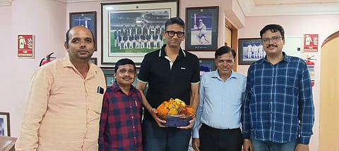 ಬಸವನಗುಡಿ ಕ್ರೀಡಾ ವೇದಿಕೆಯಿಂದ ವೆಂಕಟೇಶ್​ ಪ್ರಸಾದ್​ಗೆ ಸನ್ಮಾನ