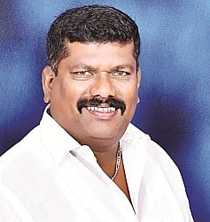 ಛಲವಾದಿ ಯುವ ಬ್ರಿಗೇಡ್‌ನ ಕಾರ್ಯಾಧ್ಯಕ್ಷ  ನೀಲಕಂಠನಹಳ್ಳಿ ಎನ್.ಆರ್.ಆತ್ಮಾನಂದ