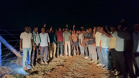 ಬೆಟ್ಟದಲ್ಲಿ ಅಡಗಿ ಕುಳಿತಿದ್ದ ವೆಂಕಟೇಶ್ ಬಂಧಿಸಿದ ತುಮಕೂರು ಜಿಲ್ಲೆಯ ಪೊಲೀಸರು