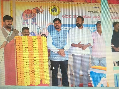 ಧಾರವಾಡ ದಸರಾ ಕ್ರೀಡಾಕೂಟ ಉದ್ಘಾಟನೆ ಕಾರ್ಯಕ್ರಮದಲ್ಲಿ ಶಾಸಕ ವಿನಯ ಕುಲಕರ್ಣಿ ಮಾತನಾಡಿದರು.