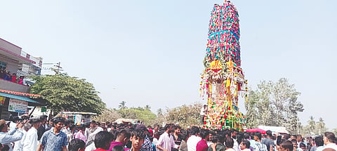ಬನ್ನೂರಿನ ಇತಿಹಾಸ ಪ್ರಸಿದ್ದ ಹೇಮಾದ್ರಾಂಬ ದೇವಿಯ ರಥೋತ್ಸವ ಭಾನುವಾರ ವಿಜೃಂಭಣೆಯಿಂದ ನಡೆಯಿತು. ಸಾಂಪ್ರಾದಾಯಿಕ ಆಚರಣೆಯೊಂದಿಗೆ ಹೇಮಾದ್ರಂಭ ದೇವಿಯ ರಥೋತ್ಸವ ಸಂಪನ್ನ.