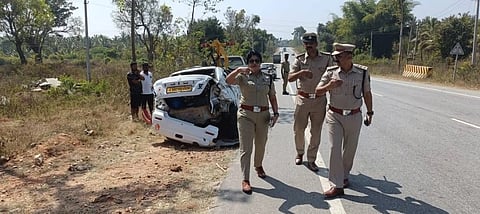 ಘಟನ ಸ್ಥಳಕ್ಕೆ ಎಸ್ಪಿ ಡಾ.ಶೋಭಾರಾಣಿ ಸ್ಥಳಕ್ಕೆ ಭೇಟಿ ನೀಡಿ ಪರಿಶೀಲಿಸಿದರು.