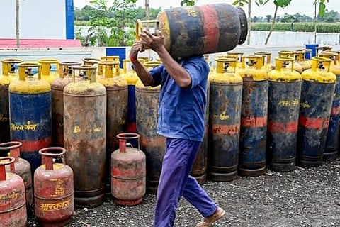 Commercial Cylinder Price Drop