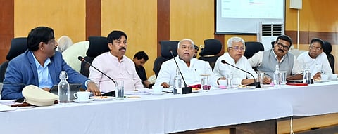 Haveri, MLA's, Lobby, To Take, Ministership, 