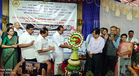 ಕುಮಟಾ ಸರ್ಕಾರಿ ಆಸ್ಪತ್ರೆಯಲ್ಲಿ ಟ್ರಾಮಾ ಕೇರ್‌ ಸೆಂಟರನ್ನು ಸಚಿವ ಯು.ಟಿ.ಖಾದರ್‌ ಉದ್ಘಾಟಿಸಿದರು. 