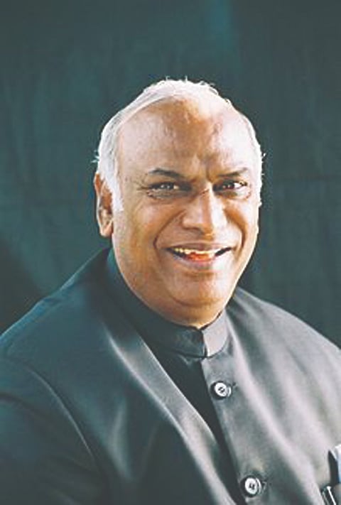 ಎಐಸಿಸಿ ಅಧ್ಯಕ್ಷ ಮಲ್ಲಿಕಾರ್ಜುನ ಖರ್ಗೆ