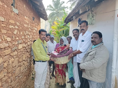 ಮಂಡ್ಯ ತಾಲೂಕು ಬಿಳಿದೇಗಲು ಗ್ರಾಮದಲ್ಲಿ ವಾತ್ಸಲ್ಯ ಕಿಟ್ ವಿತರಣೆ ಮಾಡಲಾಯಿತು.