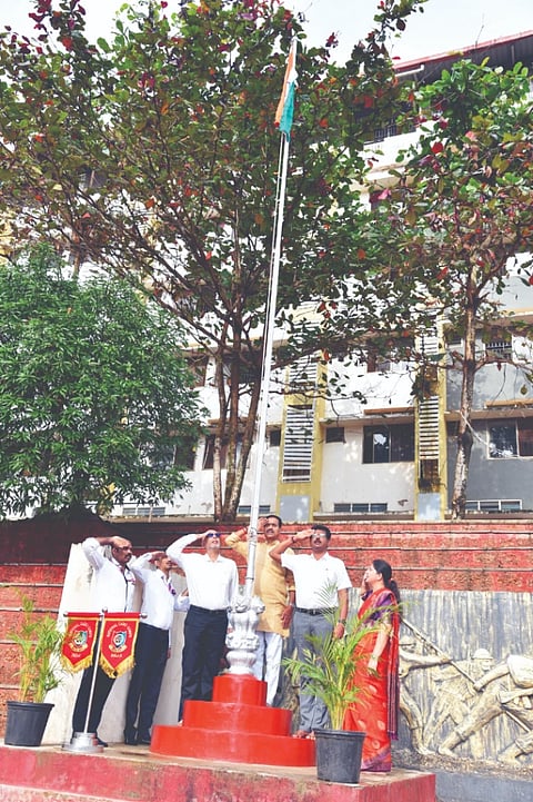  ಎಕ್ಸಲೆಂಟ್ ಸಮೂಹ ಶಿಕ್ಷಣ ಸಂಸ್ಥೆಯಲ್ಲಿ ಸ್ವಾತಂತ್ರ್ಯ ದಿನಾಚರಣೆ ನಡೆಯಿತು. ಪ್ರಮುಖರಾದ ಉವಾನಾಥ ಕೋಟ್ಯಾನ್, ಯುವರಾಜ್ ಜೈನ್, ಮೌಲ್ಯ ಆರ್.ಜೈನ್ ಮತ್ತಿತರರಿದ್ದರು.
