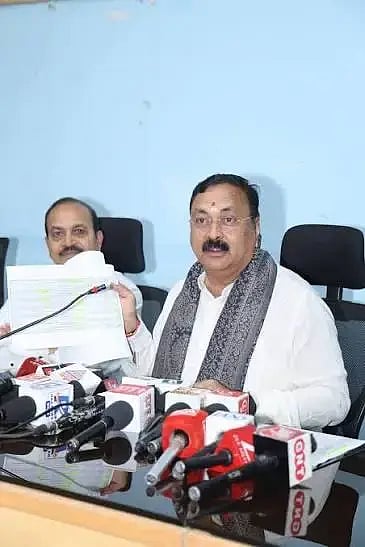 Speaker ಸುದ್ದಿಗೋಷ್ಠಿಯಲ್ಲಿ ಮಾತನಾಡಿದ ಶಾಸಕ ಮಹೇಶ ಟೆಂಗಿನಕಾಯಿ.