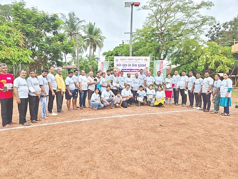 ವಿಶ್ವಕರ್ಮ ಬ್ಯಾಂಕಿನ ಉಡುಪಿ ಶಾಖೆಯ ವತಿಯಿಂದ ಸ್ವಚ್ಛತಾ ಹೀ ಸೇವಾ ಎಂಬ ಧ್ಯೇಯದೊಂದಿಗೆ ಉಡುಪಿಯಲ್ಲಿ ನಡೆದ 50ನೇ ಸ್ವಚ್ಛತಾ ಶ್ರಮದಾನ ಕಾರ್ಯಕ್ರಮ ಹಾಗೂ ಸಮಾರೋಪ ಕಾರ್ಯಕ್ರಮ ಉಡುಪಿಯ  ದೊಡ್ಡಣಗುಡ್ಡೆ ಪರಿಸರದಲ್ಲಿ ನಡೆಯಿತು. 