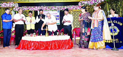 ಮೂಲ್ಕಿ ಕಿಲ್ಪಾಡಿ ಶ್ರೀ ವ್ಯಾಸ ಮಹರ್ಷಿ ವಿದ್ಯಾಪೀಠ ಶಾಲೆಯಲ್ಲಿ ಅಂತರ್ ಶಾಲಾ ವಿಜ್ಞಾನ ಪ್ರದರ್ಶನ ಕುಲ್ಯಾಡಿ ನರಸಿಂಹ ಪೈ ಉದ್ಘಾಟಿಸಿದರು.