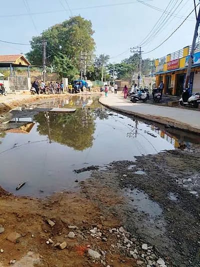 ಮಾಗಡಿ ಗೌರಮ್ಮ ಕೆರೆ ರಸ್ತೆ