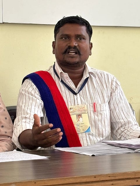 Haveri, Santosh Lad, Labour Union, Kalebhag, 