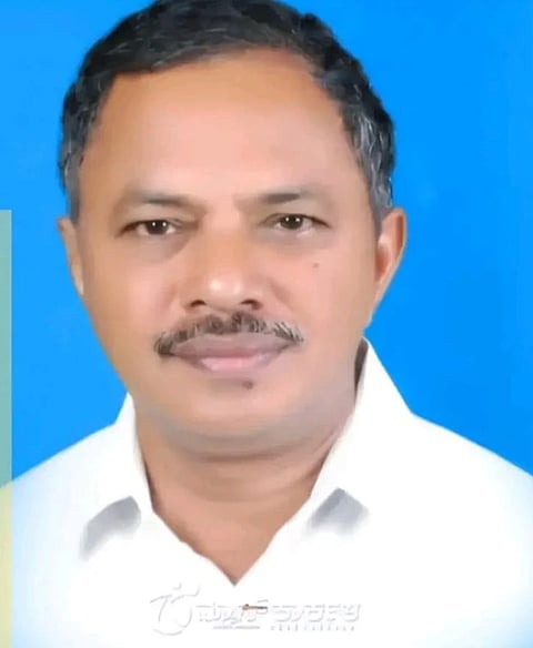 ,