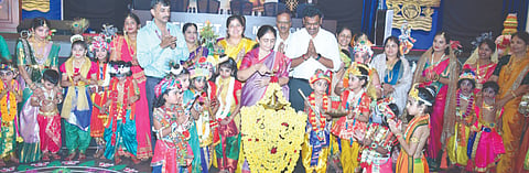 ಎಕ್ಸಲೆಂಟ್ ಶಿಕ್ಷಣ ಸಂಸ್ಥೆಯ ಶ್ರೀಕೃಷ್ಣ ಜನ್ಮಾಷ್ಟಮಿ ಉತ್ಸವದಲ್ಲಿ ಸೋನಿಯಾ ವರ್ಮಾ ಮಾತನಾಡಿದರು. ಸಂಸ್ಥೆಯ ಅಧ್ಯಕ್ಷ ಯುವರಾಜ್ ಜೈನ್, ನಿರ್ದೇಶಕ ಬಿ.ಪಿ. ಸಂಪತ್ ಕುಮಾರ್ ಜೈನ್ ಮತ್ತಿತರರಿದ್ದರು. 