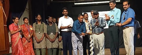 ಉಡುಪಿಯಲ್ಲಿ ಆಯೋಜಿಸಿದ್ದ ವೃತ್ತಿ ಶಿಕ್ಷಣ ಪ್ರದರ್ಶನ ಮತ್ತು ಕೆರಿಯರ್​ ಮೇಳವನ್ನು ಮಾರುತಿ ಉದ್ಘಾಟಿಸಿದರು. ಡಾ. ಅಶೋಕ್​ ಕಾಮತ್​, ಲೋಕೇಶ್​ ಸಿ., ವಿಜಯಕುಮಾರ್​, ನಾರಾಯಣ ಸ್ವಾಮಿ, ಮನೋಜ್​ ಕಡಬ, ಸುರೇಶ್​ ಭಟ್​ ಇತರರಿದ್ದರು.
