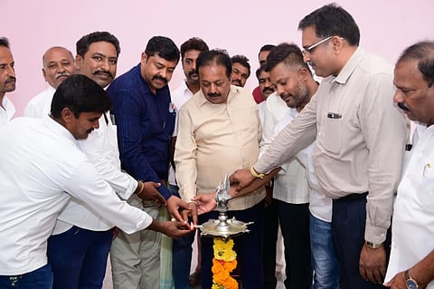   ಮಂಡ್ಯ ತಾಲೂಕು ತಗ್ಗಹಳ್ಳಿ ಗ್ರಾಮದಲ್ಲಿ ಆಯೋಜಿಸಿದ್ದ ಕಾರ್ಯಕ್ರಮವನ್ನು ಜಿಲ್ಲಾ ಉಸ್ತುವಾರಿ ಸಚಿವ ಎನ್.ಚಲುವರಾಯಸ್ವಾಮಿ ಉದ್ಘಾಟಿಸಿದರು.