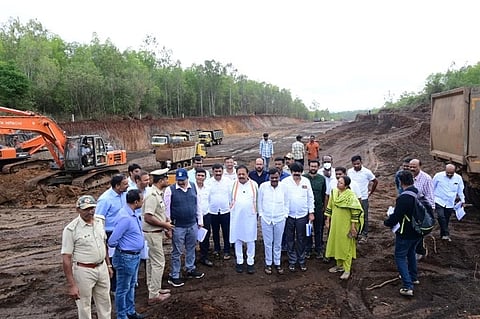 ತುಮಕೂರು ಜಿಲ್ಲೆಯಲ್ಲಿ ಎತ್ತಿನಹೊಳೆ ಕಾಮಗಾರಿ ವೀಕ್ಷಿಸಿದ ಎನ್​.ಚೆಲುವರಾಯಸ್ವಾಮಿ