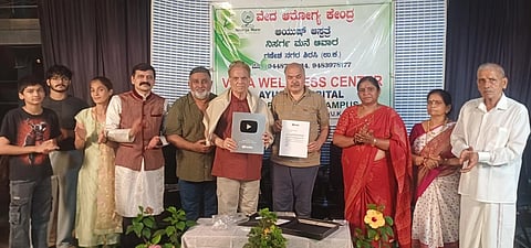 ಶಿರಸಿಯ ನಿಸರ್ಗಮನೆಯಲ್ಲಿ ರಾಮಚಂದ್ರ ಹುದ್ದಾರ ಯೂಟ್ಯೂಬ್ ಚಾನಲ್ ಉದ್ಘಾಟಿಸಿದರು. ವಕೀಲ ಎಂ.ಎಸ್. ಭಾಗ್ವತ್, ಶಾಸಕಿ ಅನ್ನಪೂರ್ಣಾ ತುಕಾರಾಮ, ಡಾ. ವೆಂಕಟರಮಣ ಹೆಗಡೆ ಇತರರಿದ್ದರು.