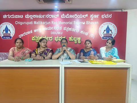 Dance ಸುದ್ದಿಗೋಷ್ಠಿಯಲ್ಲಿ ಮಾತನಾಡಿದ ನಾಟ್ಯಾಂಜಲಿ ಕಲಾ ಮಂದಿರದ ಅಧ್ಯೆ ಸೌಭಾಗ್ಯ ಮಹಾಲೆ.