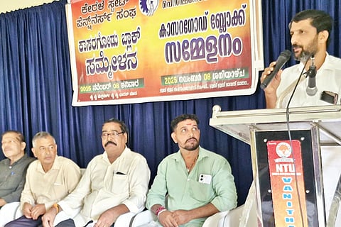 ಕೇರಳ ರಾಜ್ಯ ಪಿಂಚಣಿದಾರರ ಸಂಘ(ಕೆಎಸ್‌ಪಿಎಸ್) ಕಾಸರಗೋಡು ಬ್ಲಾಕ್ ಸಮಿತಿ ಸಮ್ಮೇಳನದಲ್ಲಿ ಪ್ರಭಾಕರನ್ ನಾಯರ್ ಮಾತನಾಡಿದರು.