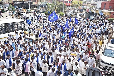 ಒಳ ಮೀಸಲಾತಿಗೆ ಆಗ್ರಹಿಸಿ ನಡೆದ ಪ್ರತಿಭಟನಾ ಮೆರವಣಿಗೆ