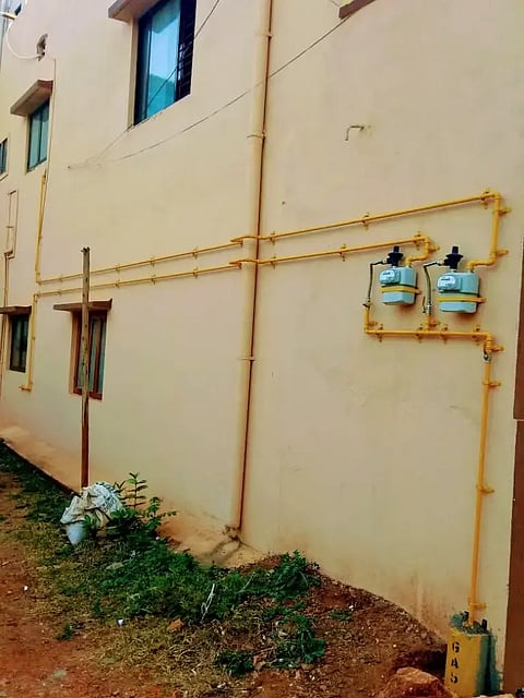 png ಪೈಪ್ ನ್ಯಾಚುರಲ್ ಗ್ಯಾಸ್ (ಪಿಎನ್​ಜಿ) ಸಂಪರ್ಕ.
