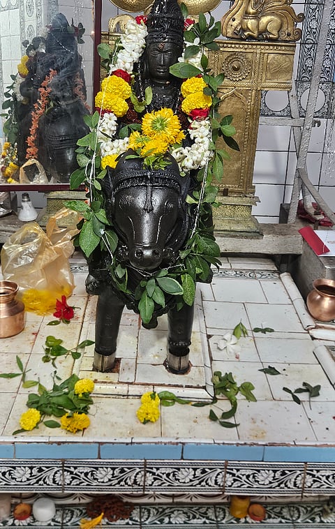 PULIGERE ಲಕ್ಷ್ಮೇಶ್ವರದ ಐತಿಹಾಸಿಕ ಸೊಮೇಶ್ವರ ದೇವಸ್ಥಾನದಲ್ಲಿ ಲೋಕಕಲ್ಯಾಣರ್ಥ ವಿಶೇಷ ಪೂಜೆ, ಜಲಾಭಿಷೇಕ ನಡೆಸಲಾಯಿತು