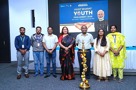ಪ್ರೆಸಿಡೆನ್ಸಿ ವಿಶ್ವವಿದ್ಯಾಲಯದಲ್ಲಿ ಆಯೋಜಿಸಿದ್ದ ವಿಕ್ಷಿತ್ ಭಾರತ್ ಯುವ ಸಂಸತ್ತು 2026’ ರಲ್ಲಿ  ದಾಸ್ ಸೂರ್ಯವಂಶಿ, ಕಮಾಂಡರ್ ಪ್ರದೀಪ್, ಅನು ಸುಖದೇವ್, ರೇಣುಕಾ ಭಾಗವತ್ ಮತ್ತಿತರರು ಪಾಲ್ಗೊಂಡಿದ್ದರು. 