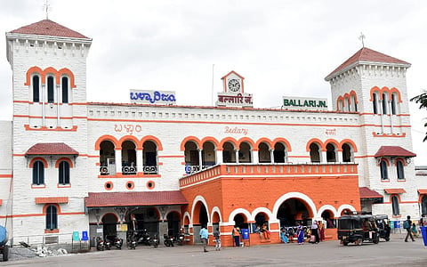 ರೈಲು ನಿಲ್ದಾಣದಲ್ಲಿ 20 ಲಕ್ಷ ರೂ. ಮೌಲ್ಯದ ಗಾಂಜಾ ಪತ್ತೆ