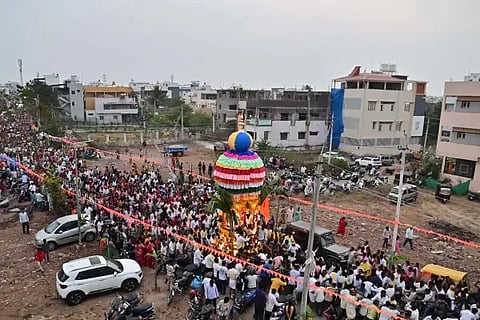  ದಾವಣಗೆರೆಯಲ್ಲಿ ಭಕ್ತಸ್ತೋಮದ ನಡುವೆ ಬನಶಂಕರಿ ದೇವಿಯ ಬ್ರಹ್ಮ ರಥೋತ್ಸವ. 