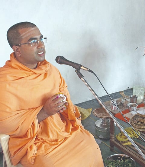 ಶ್ರೀಮಠದ ಗುರುಸಿದ್ಧೇಶ್ವರ ಶ್ರೀಗಳು