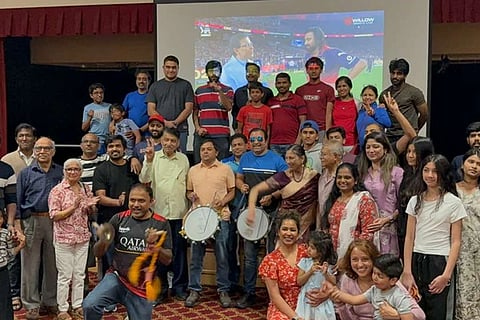 ಆಲ್ಬನಿಯ ಹಿಂದೂ ಕಲ್ಚರಲ್ ಸೆಂಟರ್‌ನಲ್ಲಿ RCB ವಿಜಯೋತ್ಸವ ಸಂಭ್ರಮದಲ್ಲಿ ಭಾಗವಹಿಸಿದ ಅಭಿಮಾನಿಗಳು