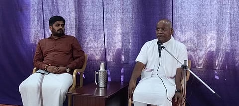 ಮಂಡ್ಯ ನಗರದಲ್ಲಿ ಆಯೋಜಿಸಿದ್ದ ಸಂವಾದದಲ್ಲಿ ಆರ್‌ಎಸ್‌ಎಸ್‌ನ ಕರ್ನಾಟಕ ಉತ್ತರ ಮತ್ತು ದಕ್ಷಿಣ ಪ್ರಚಾರ ಪ್ರಮುಖ್ ಅರುಣ್‌ಕುಮಾರ್ ಮಾತನಾಡಿದರು. 