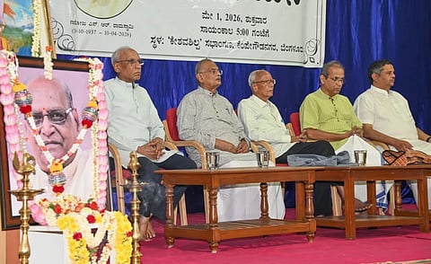 ಎಸ್.ಆರ್.ರಾಮಸ್ವಾಮಿ ನುಡಿ ನಮನ ಕಾರ್ಯಕ್ರಮದಲ್ಲಿ ಆರ್‌ಎಸ್‌ಎಸ್ ಸಹ-ಸರಕಾರ್ಯವಾಹ ಮುಕುಂದ ಸಿ. ಆರ್., ಗೋಖಲೆ ಸಾರ್ವಜನಿಕ ವಿಚಾರ ಸಂಸ್ಥೆಯ ಕಾರ್ಯದರ್ಶಿ ವಿ. ನಾಗರಾಜ್, ಲೇಖಕ ಟಿ. ವಿ. ವೆಂಕಟಾಚಲ ಶಾಸ್ತ್ರೀ, ರಾಷ್ಟೋತ್ಥಾನ ಪರಿಷತ್ ಅಧ್ಯಕ್ಷ ಎಂ. ಪಿ. ಕುಮಾರ್, ಶತಾವಧಾನಿ ಆರ್.ಗಣೇಶ್  ಪಾಲ್ಗೊಂಡಿದ್ದರು. 