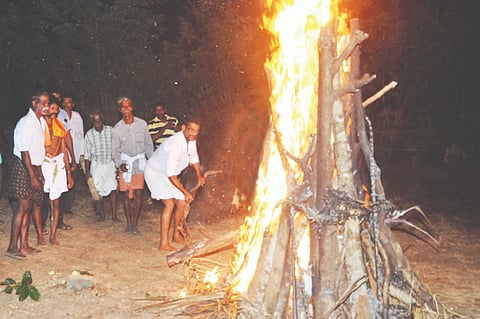  ಹಿಲಿಯಾಣ ಭಟ್ರಾಡಿಯಲ್ಲಿ ಸಾಂಪ್ರದಾಯಿಕ ಹಣಬಿನ ಹಬ್ಬ.