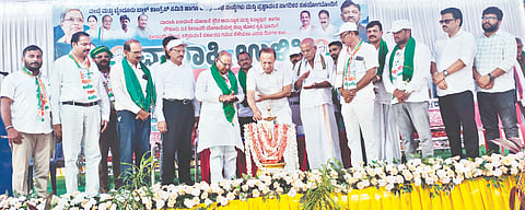 ವಾರಾಹಿ ಉಳಿಸಿ ಅಭಿಯಾನದಡಿ ನಡೆದ ಪಾದಯಾತ್ರೆ ಸವಾರೋಪವನ್ನು ಕರ್ನಾಟಕ ಕೆಪಿಸಿಸಿ ಪ್ರಚಾರ ಸಮಿತಿ ಅಧ್ಯಕ್ಷ ವಿನಯ್ ಕುವಾರ್ ಸೊರಕೆ ಉದ್ಘಾಟಿಸಿದರು. ಪ್ರಮುಖರಾದ ಕೆ.ಗೋಪಾಲ ಪೂಜಾರಿ, ವಿಕಾಸ ಹೆಗ್ಡೆ, ಸಂಪಿಗೇಡಿ ಸಂಜೀವ ಶೆಟ್ಟಿ ಮೊದಲಾದವರಿದ್ದರು.  
