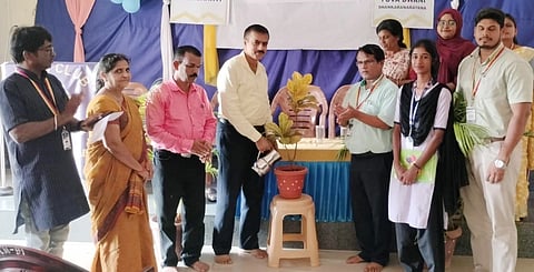  ಮುನಿಯಾಲು ಸರ್ಕಾರಿ ಪ್ರಥಮ ದರ್ಜೆ ಕಾಲೇಜಿನಲ್ಲಿ ನಡೆದ ತರಬೇತಿ ಕಾರ್ಯಕ್ರಮವನ್ನು ಬಿ.ರಾಜೇಂದ್ರ ಕಿಣಿ ಬೆಳ್ವೆ ಉದ್ಘಾಟಿಸಿದರು. ಪ್ರಮುಖರಾದ ಸುಧಾಕರ ಕೆ.ಜಿ., ಭಾರ್ಗವಿ ಪಿ.ಭಟ್, ಕೆ.ಸಂಜೀವ ಆರ್ಡಿ ಮೊದಲಾದವರಿದ್ದರು.  
