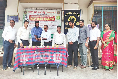 ಬೆಳ್ವೆಯಲ್ಲಿ ನಡೆದ ಉಚಿತ ಟೆನ್ನಿಸ್ ತರಬೇತಿ ಕಾರ್ಯಾಗಾರವನ್ನು ನಿಖಿಲ್ ಬ್ರಹ್ಮಾವರ ಉದ್ಘಾಟಿಸಿದರು.
