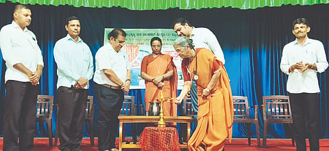 ಮೆಗಾ ಹೆಲ್ತ್ ಕ್ಯಾಂಪ್ ಡಾ.ರೋಸ್ಲಿ ಉದ್ಘಾಟಿಸಿದರು. ಪ್ರಮುಖರಾದ ಶ್ರೀಕೃಷ್ಣ ಶರ್ಮ, ಸಿಸ್ಟರ್ ಸಿಜಿ ಜಾರ್ಜ್, ಡಾ.ವಿಕ್ರಂ ಮತ್ತಿತರರು ಉಪಸ್ಥಿತರಿದ್ದರು.
