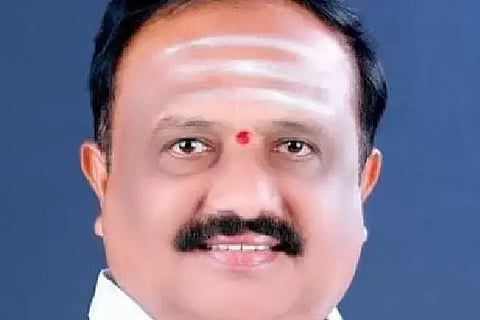 ಸುರೇಶ ಚ.ಶೆಡಶ್ಯಾಳ, ಜಿಲ್ಲಾಧ್ಯಕ್ಷ 