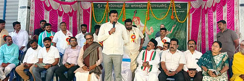 ಮಂಡ್ಯದಲ್ಲಿ ಆಯೋಜಿಸಿದ್ದ ತ್ಯಾಗರಾಜಸ್ವಾಮಿ ಆರಾಧನಾ ಮಹೋತ್ಸವದಲ್ಲಿ ಶಾಸಕ ಪಿ.ರವಿಕುಮಾರ್ ಗಣಿಗ ಮಾತನಾಡಿದರು. 