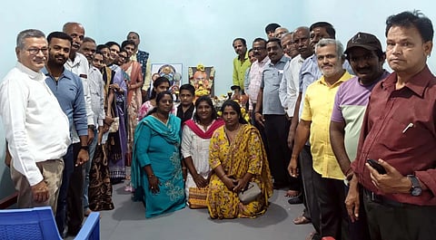 ಮಂಡ್ಯ ನಗರದ ಬಂದೀಗೌಡ ಬಡಾವಣೆಯಲ್ಲಿರುವ ಅಸೋಸಿಯೇಷನ್ ಆಲಯನ್ಸ್ ಸಂಸ್ಥೆಯಲ್ಲಿ ಡಾ.ಶಿವಕುಮಾರ ಮಹಾ ಸ್ವಾಮೀಜಿ ಜಯಂತ್ಯುತ್ಸವ ಆಚರಿಸಲಾಯಿತು. 