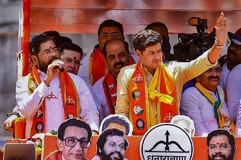ಉದ್ಧವ್ ಠಾಕ್ರೆಗೆ ಮಹಾ ಆಘಾತ: ಶಿಂಧೆ ಬಣ ಸೇರಿದ 6 ಶಿವಸೇನೆ ಸಂಸದರು! ಇದು ಕೇವಲ ಟ್ರೇಲರ್ ಎಂದ ಏಕನಾಥ್ ಪುತ್ರ!