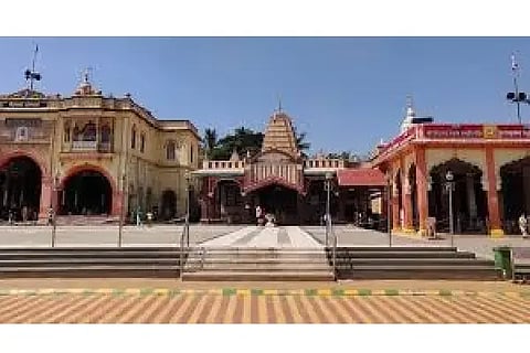 ಸಿದ್ಧಾರೂಢಮಠದಲ್ಲಿ ಲಕ್ಷದೀಪೋತ್ಸವ (Deepotsava)