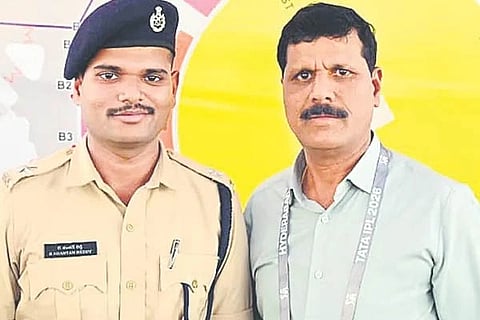 ಅಪ್ಪ ಎಸಿಪಿ ಮಗ ಡಿಸಿಪಿ... ಕರ್ತವ್ಯದ ಹಾದಿಯಲ್ಲಿ ತಂದೆ-ಮಗನ ಅಪರೂಪದ ಸಂಗಮಕ್ಕೆ CSK-SRH ಪಂದ್ಯ ಸಾಕ್ಷಿ! Success Story 