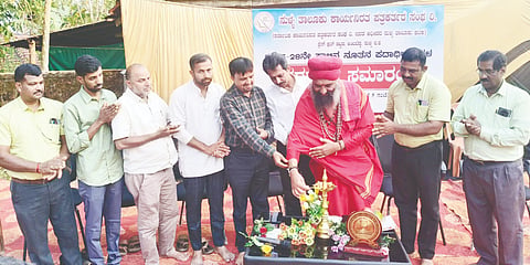  ಪದಗ್ರಹಣ ಸಮಾರಂಭವನ್ನು ಧರ್ಮದರ್ಶಿ ರಾಜೇಶ್‌ನಾಥ್‌ಜಿ ಉದ್ಘಾಟಿಸಿದರು. ಪ್ರಮುಖರಾದ ಶ್ರೀನಿವಾಸ ನಾಯಕ್ ಇಂದಾಜೆ, ಬಿ.ಎನ್.ಪುಷ್ಪರಾಜ್, ಶರೀಫ್ ಜಟ್ಟಿಪಳ್ಳ, ಸಿದ್ದಿಕ್ ನೀರಾಜೆ, ಗಿರೀಶ್ ಅಡ್ಪಂಗಾಯ ಮತ್ತಿತರರು ಉಪಸ್ಥಿತರಿದ್ದರು.