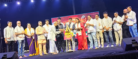 ಸುಳ್ಯೋತ್ಸವವನ್ನು ಮೊಕ್ತೇಸರ ಡಾ.ಹರಪ್ರಸಾದ್ ತುದಿಯಡ್ಕ ಉದ್ಘಾಟಿಸಿದರು. ಡಾ.ಕೆ.ವಿ.ಚಿದಾನಂದ, ಅಕ್ಷಯ್.ಕೆ.ಸಿ.ಮೊದಲಾದವರಿದ್ದರು.